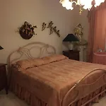 Lucilla\'S World B&B